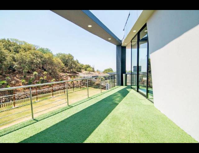 5 BEDROOM HOUSE SOLD IN MEYERSDAL ECO ESTATE